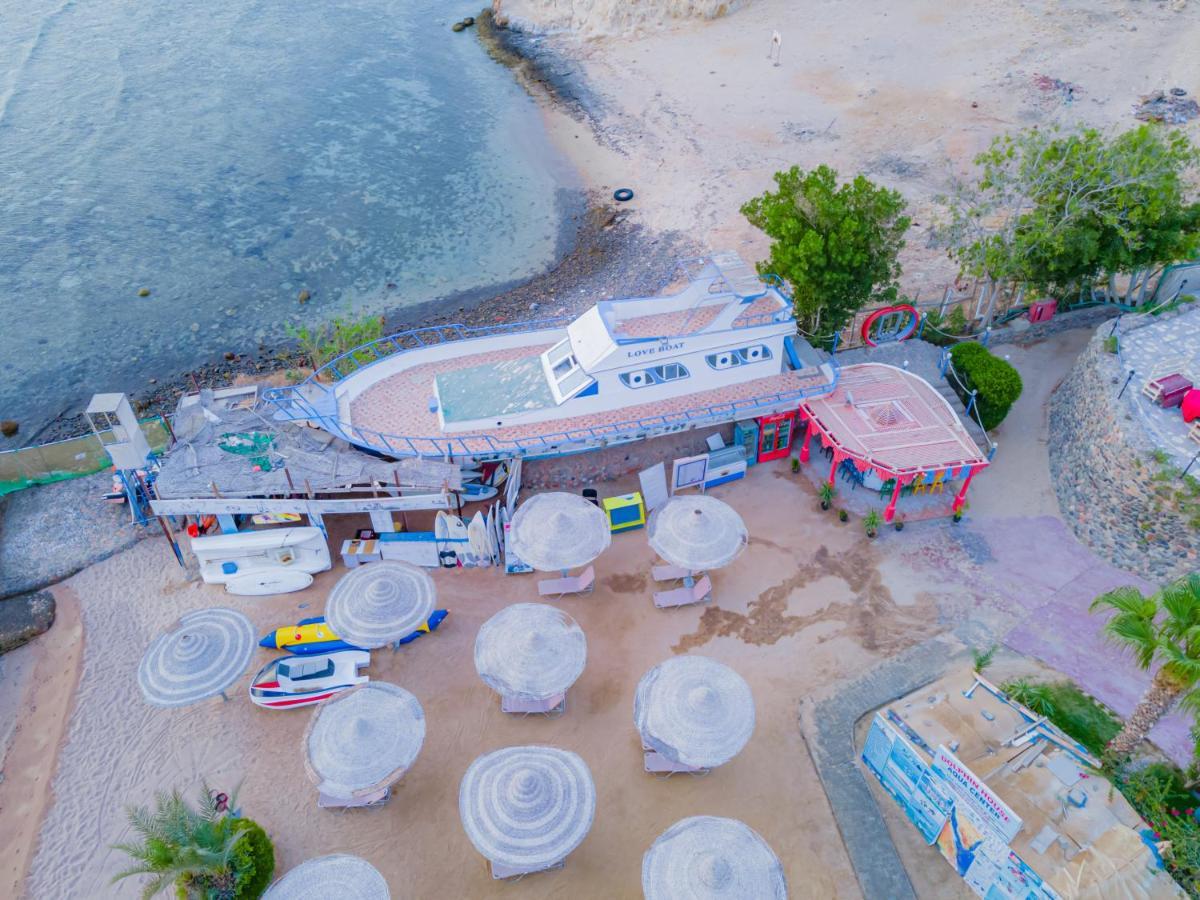King Tut Aqua Park Beach Resort Hurghada Exterior photo