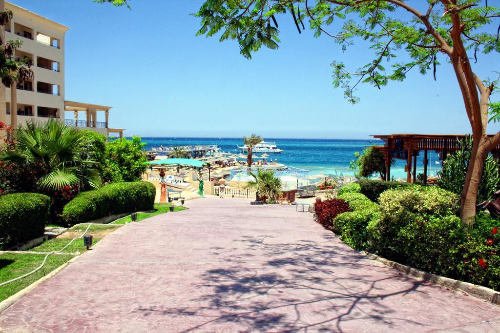King Tut Aqua Park Beach Resort Hurghada Exterior photo